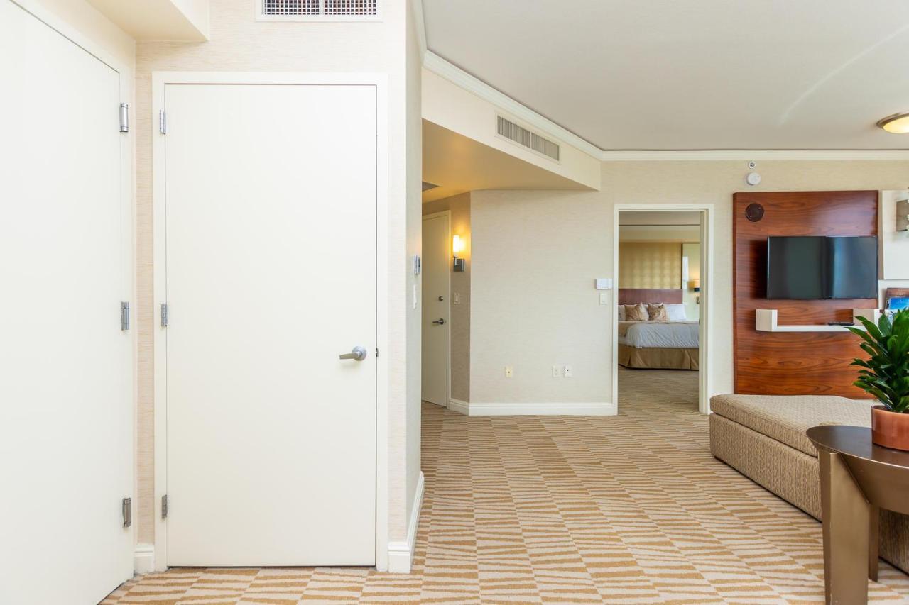 Hotel International Beach Tump Resort Ocean View 1100 Sf 1 Bed 1Bth Privately Owned Sunny Isles Μαϊάμι Μπιτς Εξωτερικό φωτογραφία
