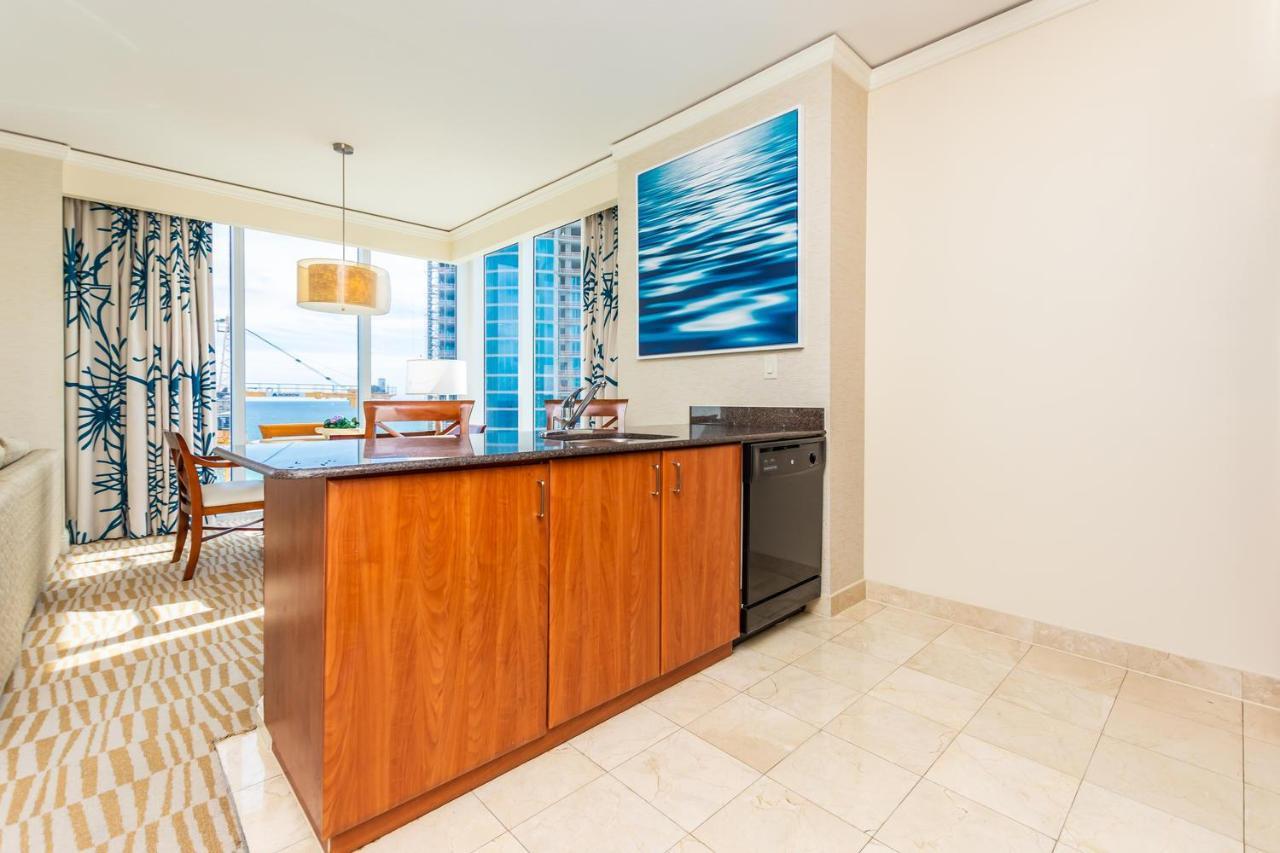 Hotel International Beach Tump Resort Ocean View 1100 Sf 1 Bed 1Bth Privately Owned Sunny Isles Μαϊάμι Μπιτς Εξωτερικό φωτογραφία