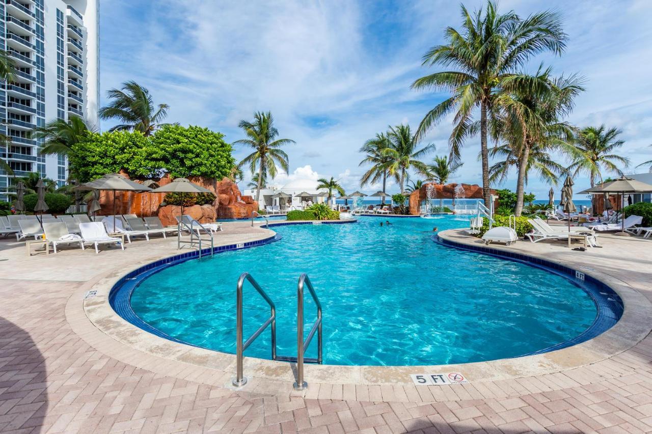 Hotel International Beach Tump Resort Ocean View 1100 Sf 1 Bed 1Bth Privately Owned Sunny Isles Μαϊάμι Μπιτς Εξωτερικό φωτογραφία